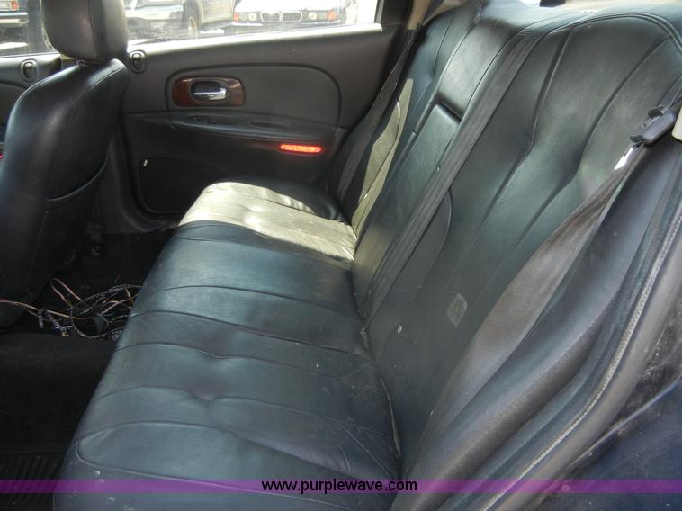 image for item D9794 2003 Chrysler Concorde LXi