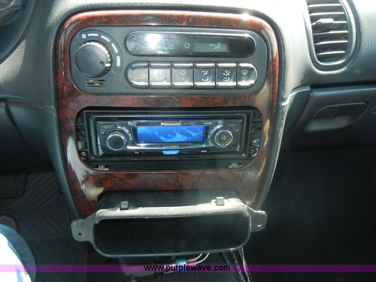 image for item D9794 2003 Chrysler Concorde LXi