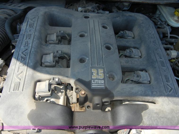 image for item D9794 2003 Chrysler Concorde LXi