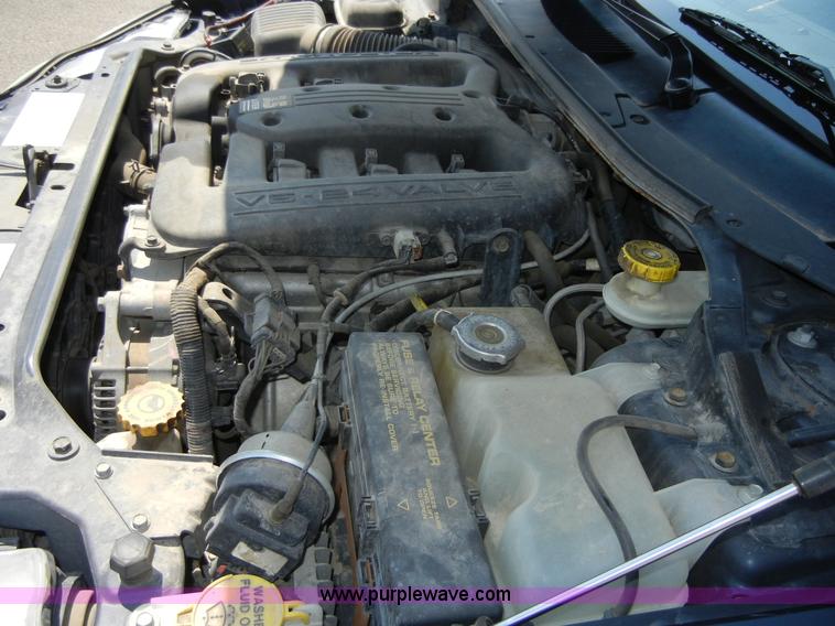 image for item D9794 2003 Chrysler Concorde LXi