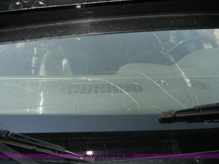 image for item D9794 2003 Chrysler Concorde LXi