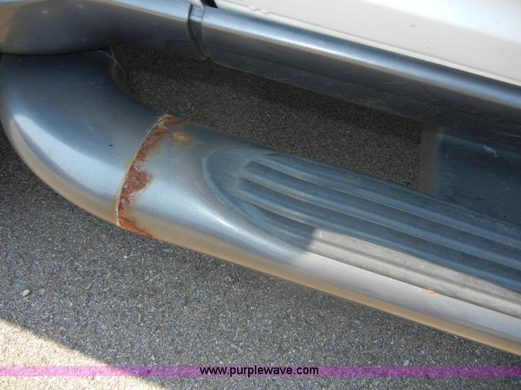 image for item D9795 2000 Ford Explorer XLT SUV