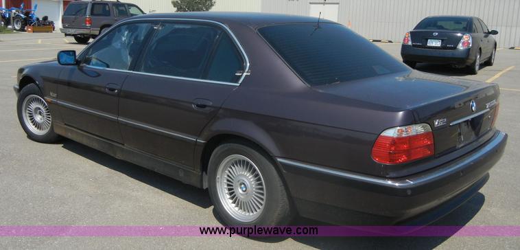 image for item D9796 1998 BMW 750iL