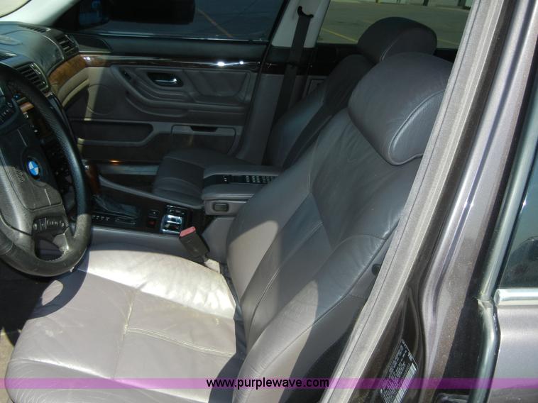 image for item D9796 1998 BMW 750iL