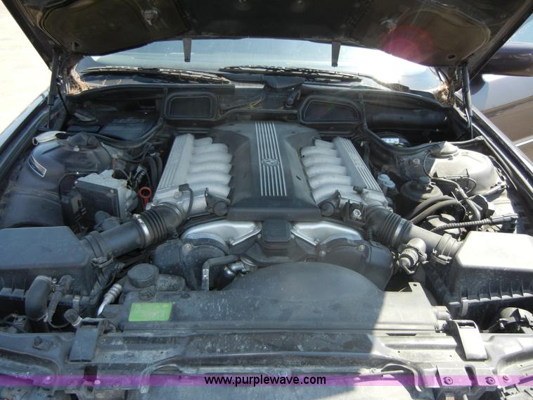 image for item D9796 1998 BMW 750iL