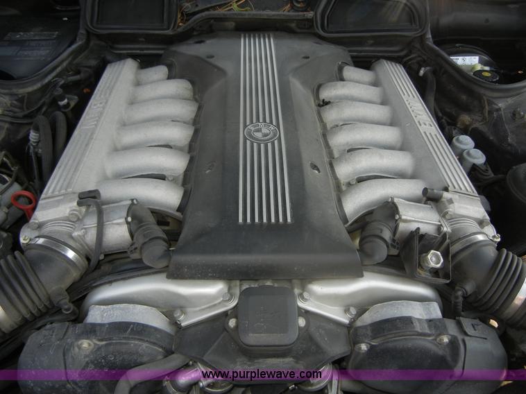 image for item D9796 1998 BMW 750iL