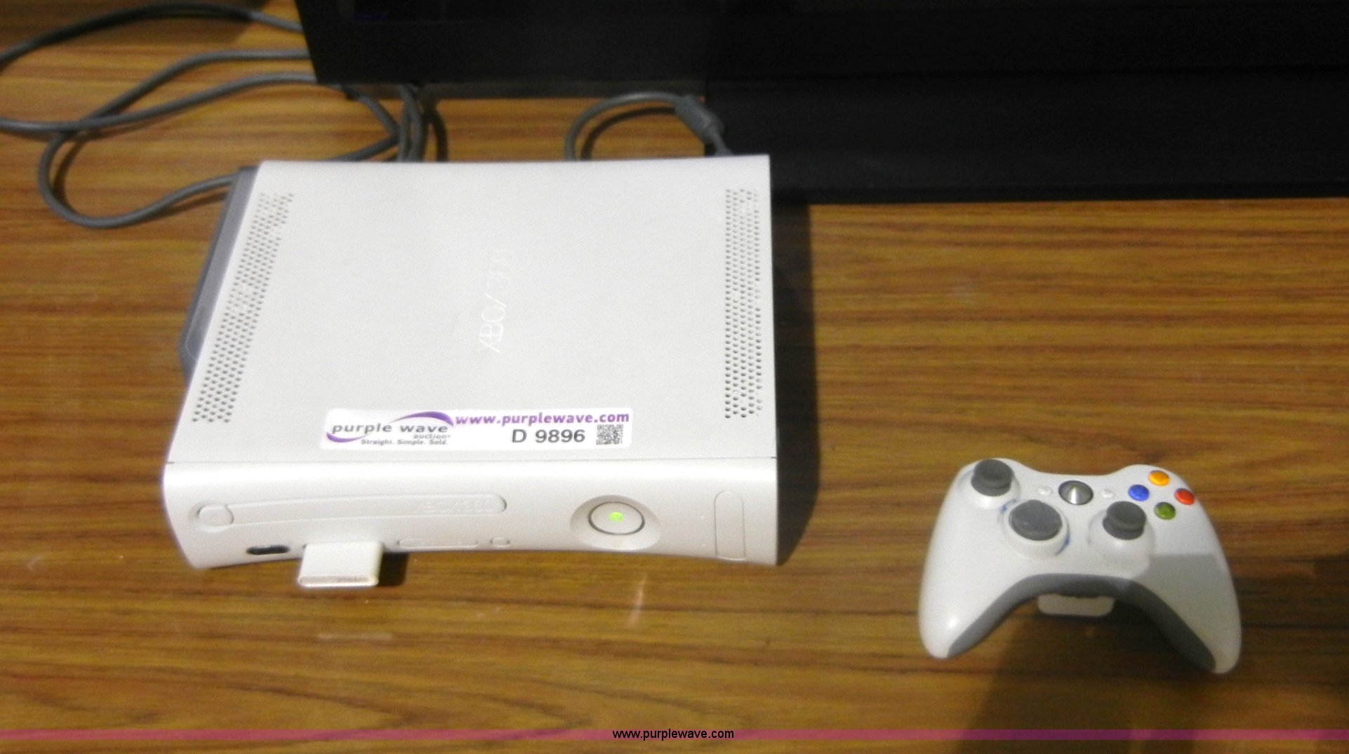 Microsoft Xbox 360 game console with controller, 256MB memory unit and cables in Manhattan, KS