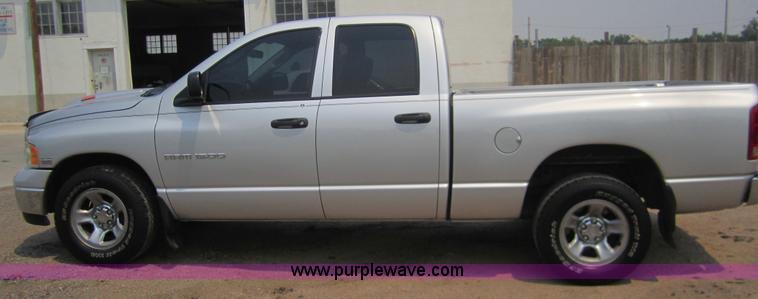 image for item 3415 2005 Dodge Ram 1500 quad cab pickup truck