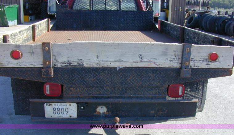 image for item A1186 1989 Dodge Ram D350 pickup truck