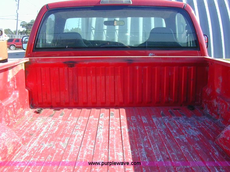 image for item A1187 2002 Dodge Ram 2500 pickup truck