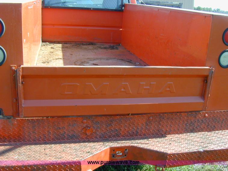 image for item A1191 1995 Ford F250 XL pickup truck