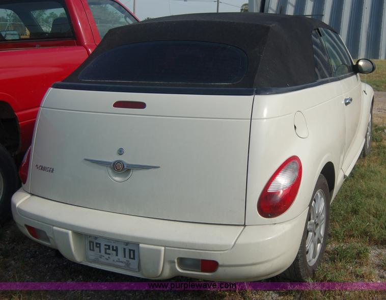 image for item A1211 2007 Chrysler PT Cruiser convertible