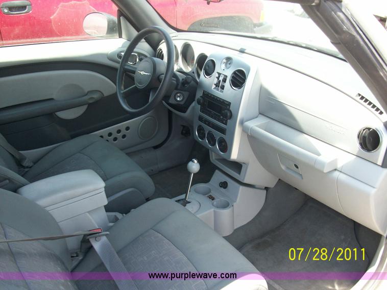 image for item A1211 2007 Chrysler PT Cruiser convertible