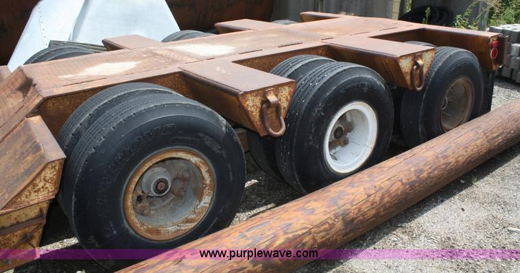 image for item A2178 1980 Hyster low boy trailer