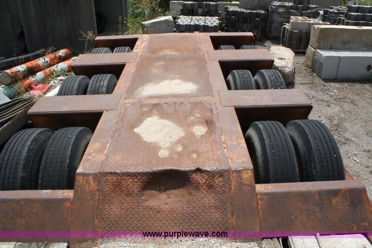 image for item A2178 1980 Hyster low boy trailer