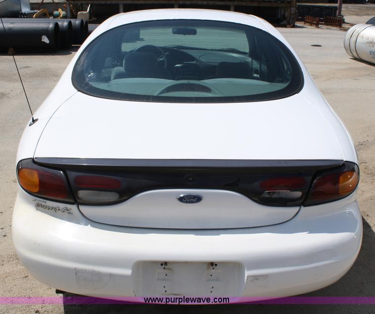 image for item A2222 1997 Ford Taurus GL