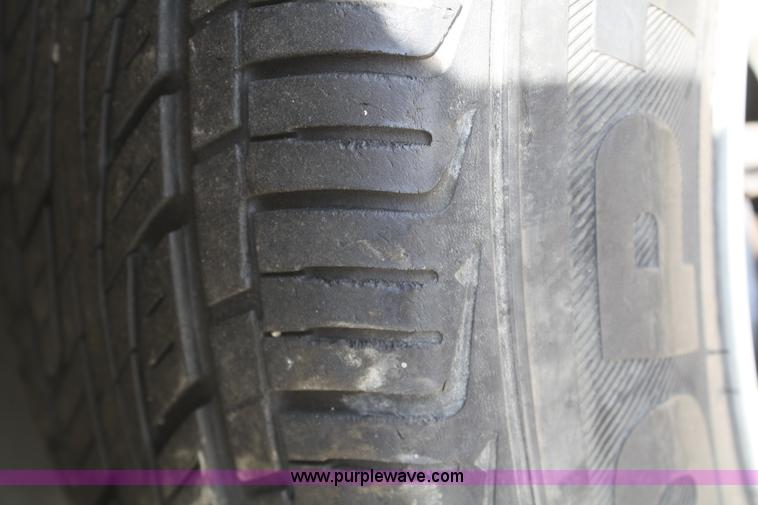 image for item A2222 1997 Ford Taurus GL