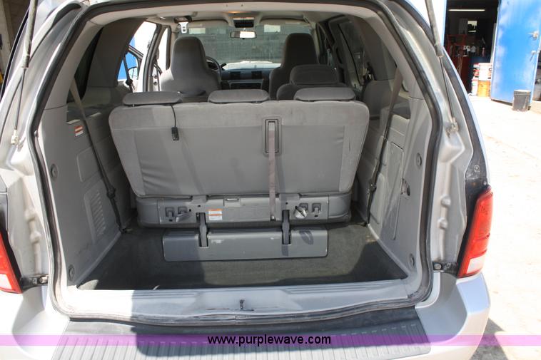 image for item A2226 2007 Ford Freestar SE