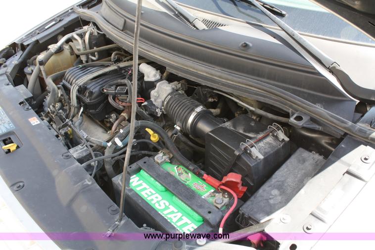 image for item A2226 2007 Ford Freestar SE