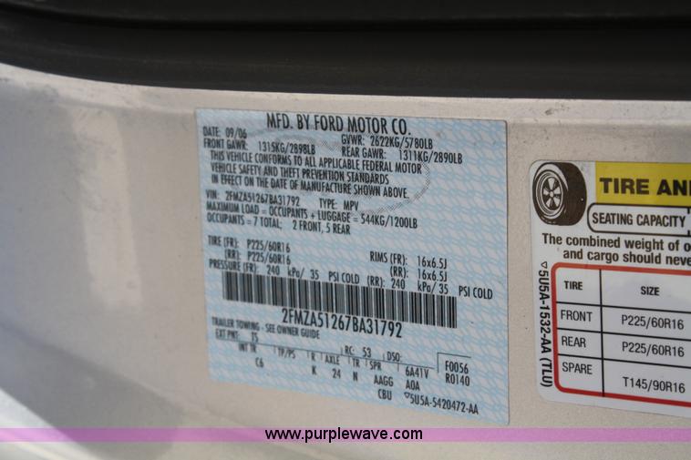 image for item A2226 2007 Ford Freestar SE