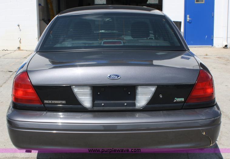 image for item A2227 2009 Ford Crown Victoria Police Interceptor