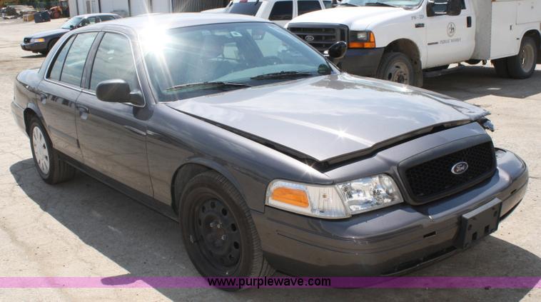 image for item A2227 2009 Ford Crown Victoria Police Interceptor