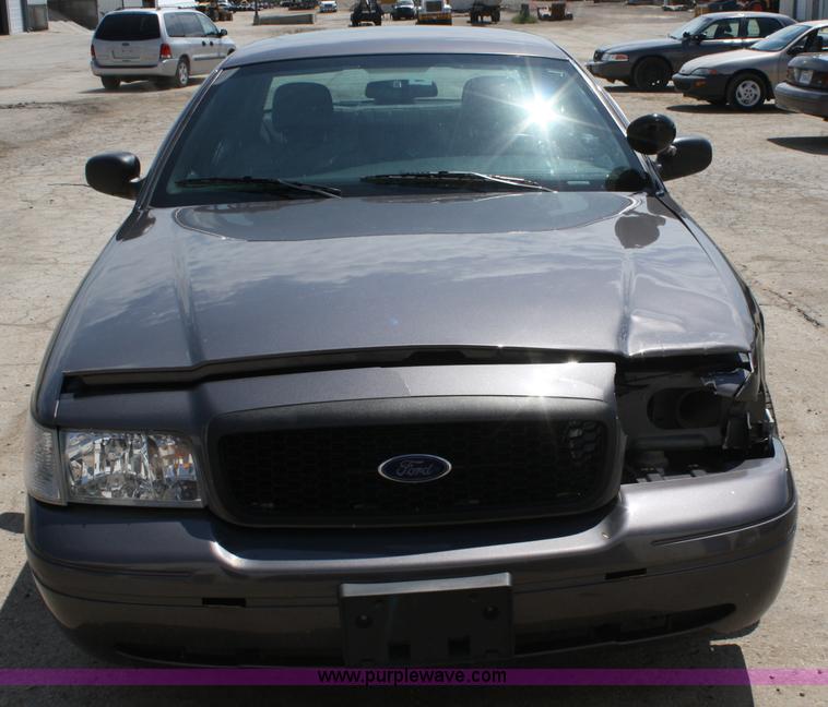 image for item A2227 2009 Ford Crown Victoria Police Interceptor