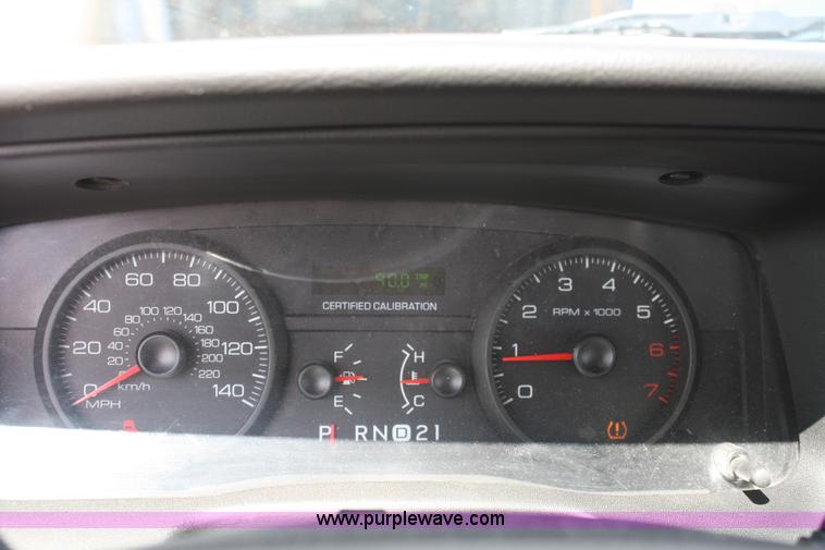 image for item A2227 2009 Ford Crown Victoria Police Interceptor