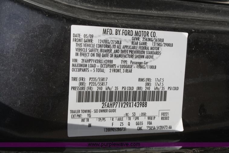 image for item A2227 2009 Ford Crown Victoria Police Interceptor