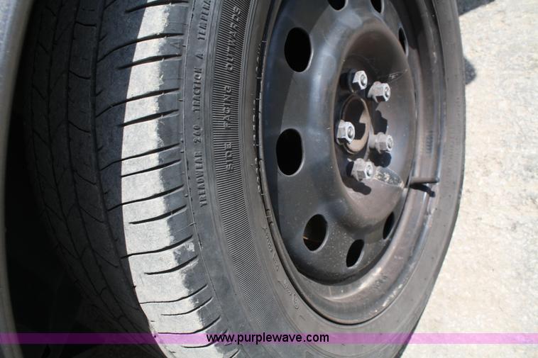 image for item A2229 2009 Ford Crown Victoria Police Interceptor