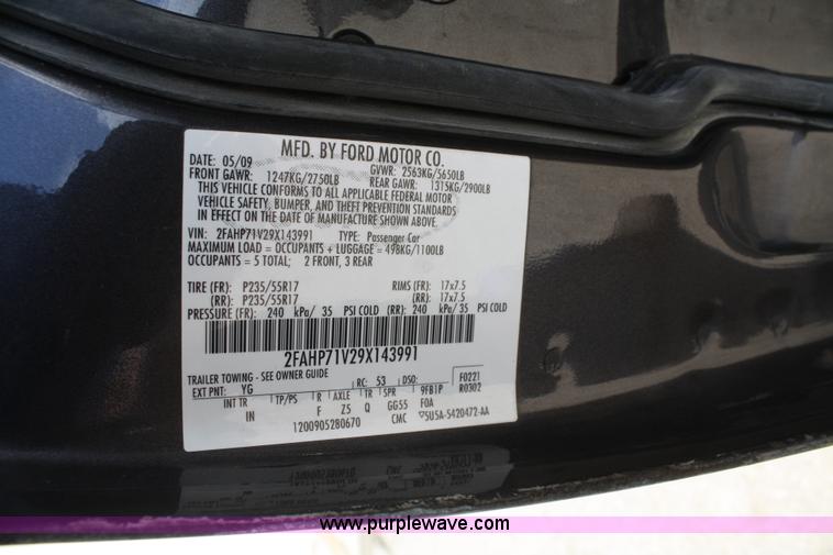 image for item A2229 2009 Ford Crown Victoria Police Interceptor