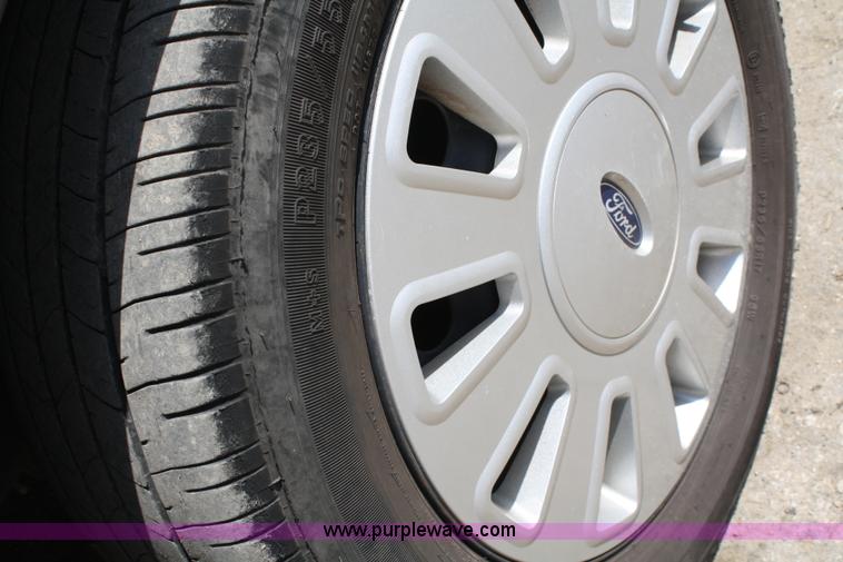 image for item A2230 2008 Ford Crown Victoria Police Interceptor