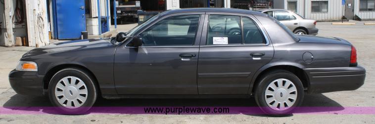 image for item A2231 2009 Ford Crown Victoria Police Interceptor