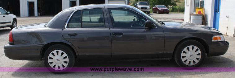 image for item A2231 2009 Ford Crown Victoria Police Interceptor