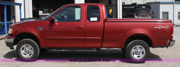 image for item A2235 2000 Ford F150 extended cab pickup truck