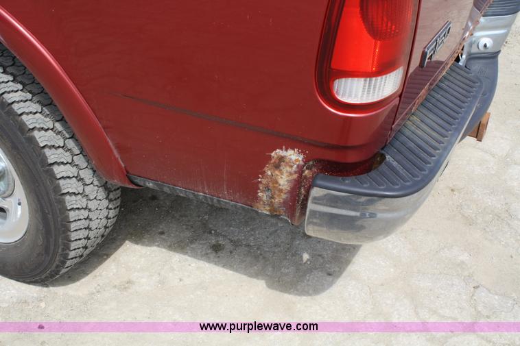 image for item A2235 2000 Ford F150 extended cab pickup truck