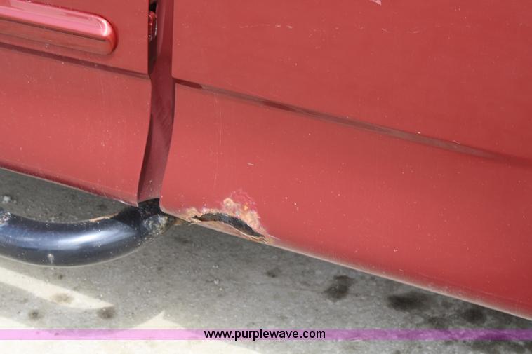 image for item A2235 2000 Ford F150 extended cab pickup truck