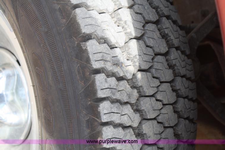 image for item A2235 2000 Ford F150 extended cab pickup truck