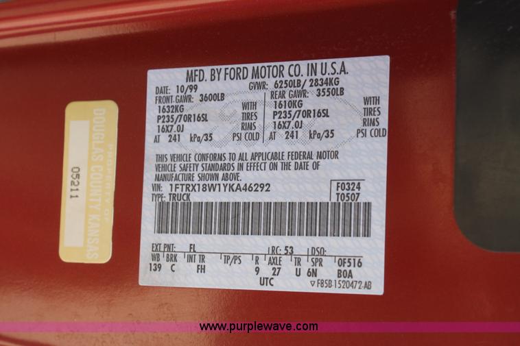 image for item A2235 2000 Ford F150 extended cab pickup truck