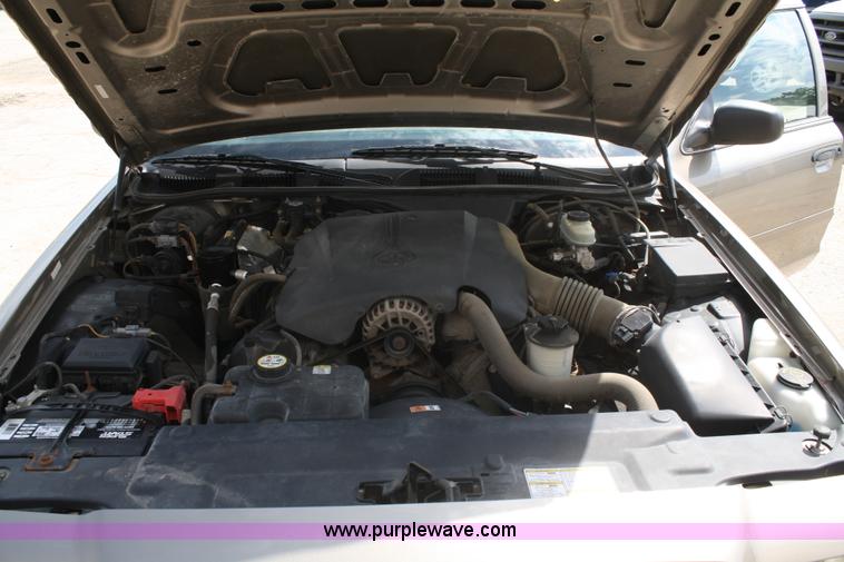 image for item A2236 2002 Ford Crown Victoria Police Interceptor