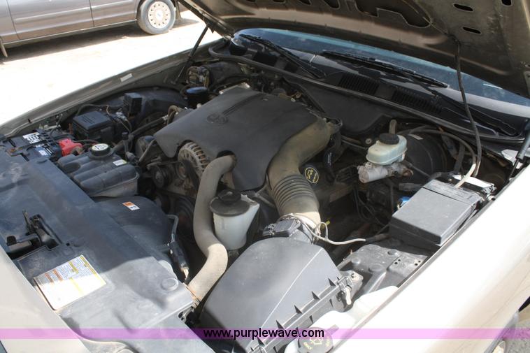 image for item A2236 2002 Ford Crown Victoria Police Interceptor