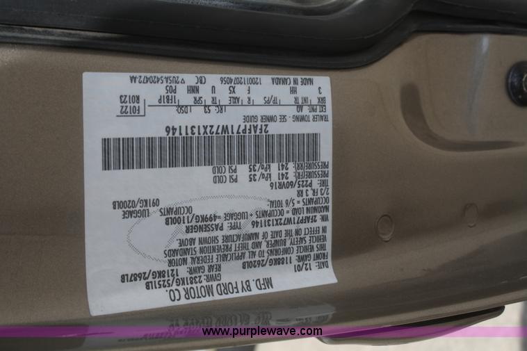 image for item A2236 2002 Ford Crown Victoria Police Interceptor