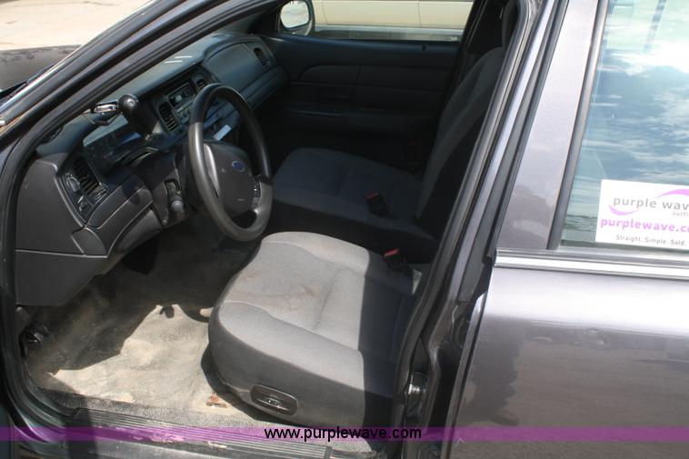 image for item A2238 2008 Ford Crown Victoria Police Interceptor
