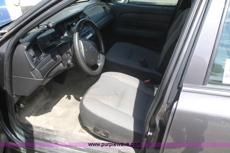 image for item A2238 2008 Ford Crown Victoria Police Interceptor