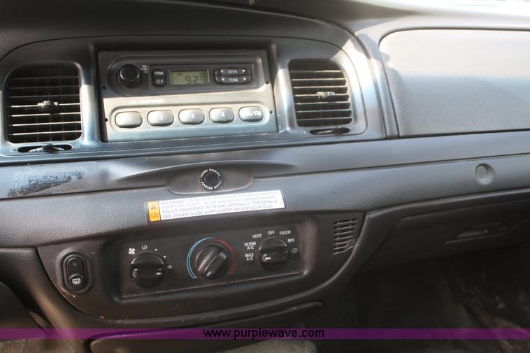 image for item A2238 2008 Ford Crown Victoria Police Interceptor
