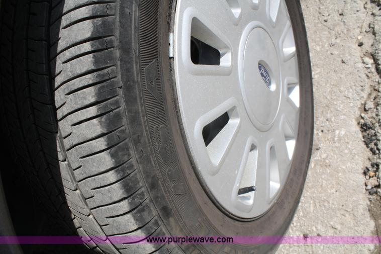 image for item A2238 2008 Ford Crown Victoria Police Interceptor