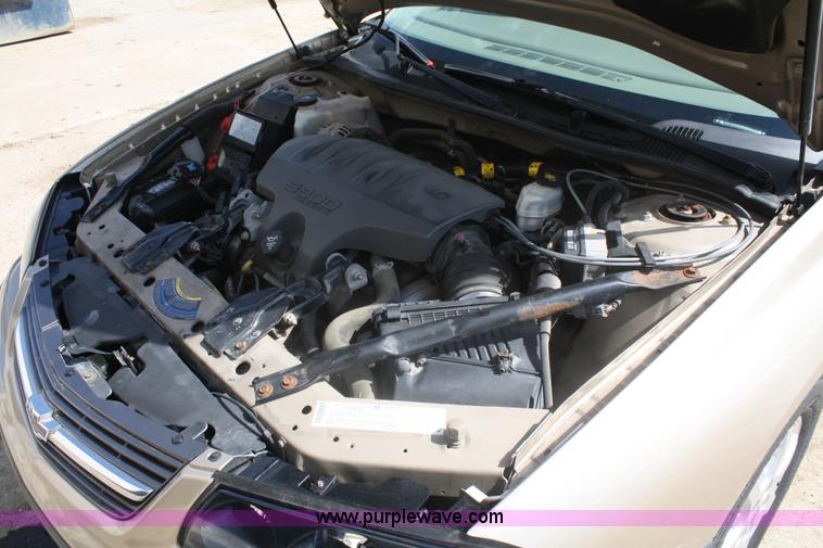 image for item A2239 2004 Chevrolet Impala