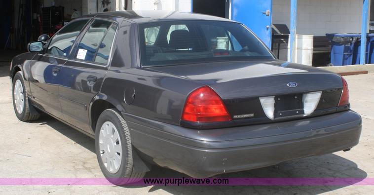 image for item A2241 2007 Ford Crown Victoria Police Interceptor