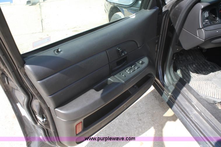 image for item A2241 2007 Ford Crown Victoria Police Interceptor