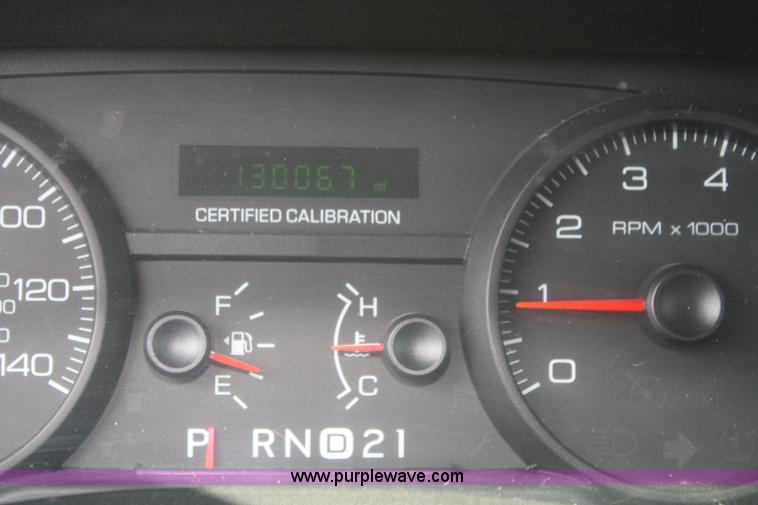 image for item A2241 2007 Ford Crown Victoria Police Interceptor